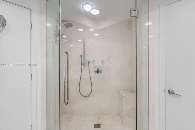 17111 Biscayne Boulevard 402, North Miami Beach, FL 33160