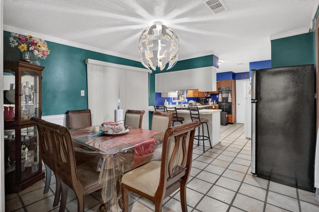 341 Blueberry Lane, Grand Prairie, TX 75052