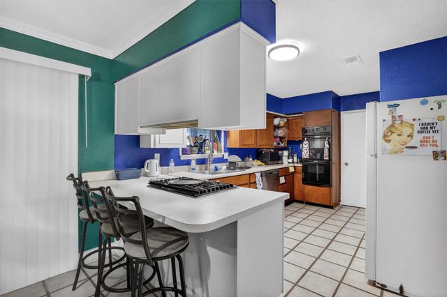 341 Blueberry Lane, Grand Prairie, TX 75052
