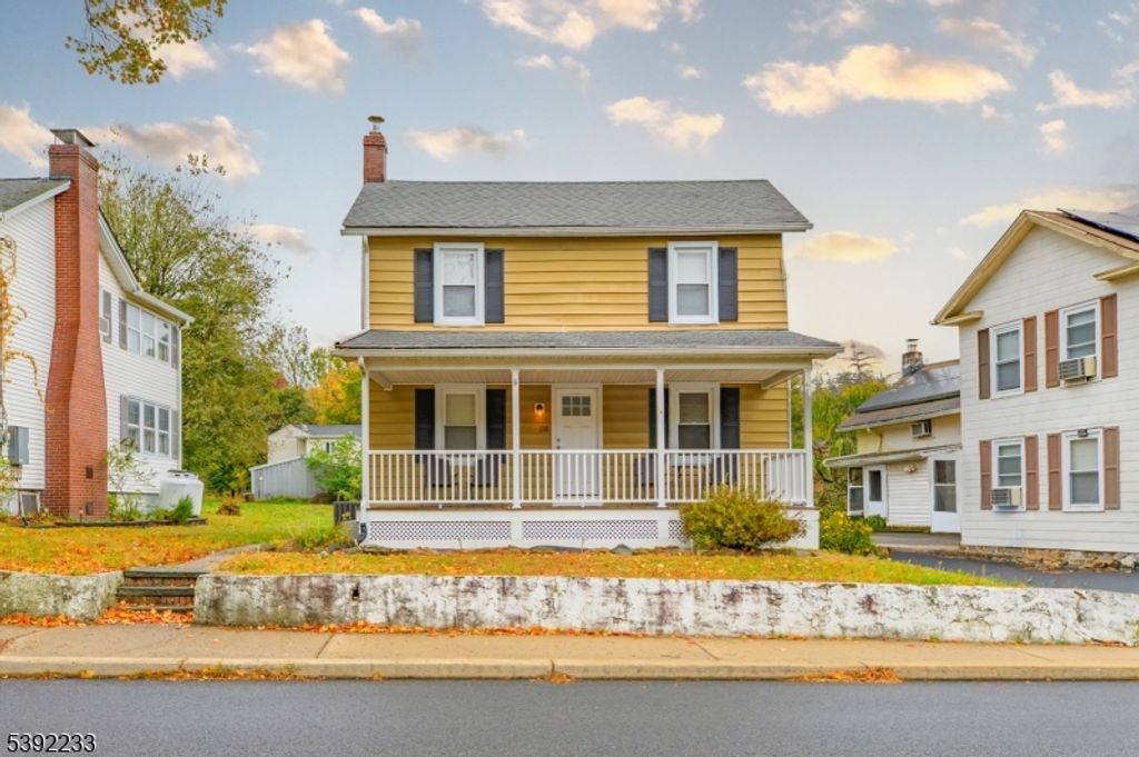 138 Belvidere Ave, Oxford Twp., NJ 07863