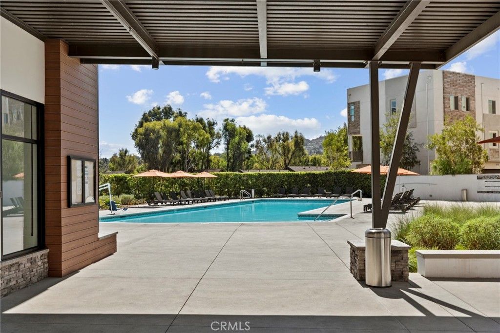 Image 36 of property listing at 1421 W Sunrise Lane, San Pedro, CA 90732