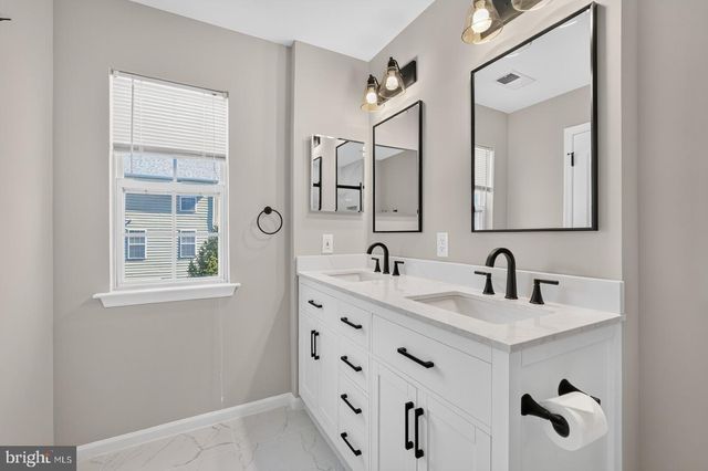 4853 WALTONSHIRE CIR, Olney, MD 20832