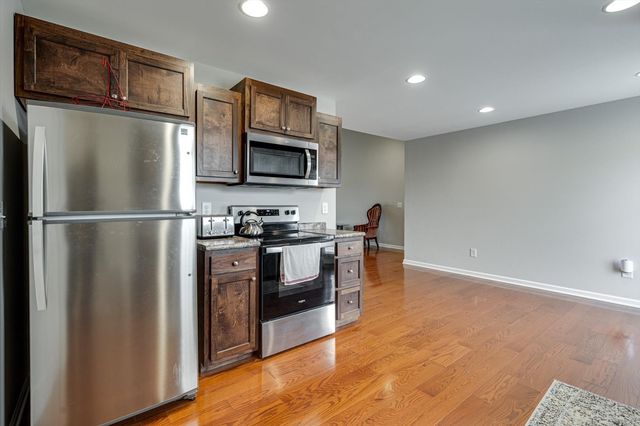 106 Wilder Chapel Rd, Decherd, TN 37324