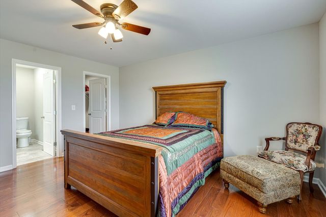 106 Wilder Chapel Rd, Decherd, TN 37324