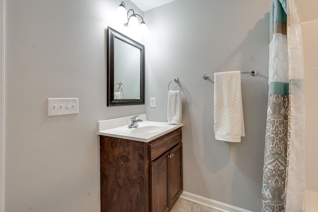 106 Wilder Chapel Rd, Decherd, TN 37324