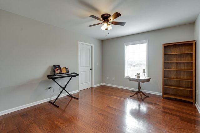 106 Wilder Chapel Rd, Decherd, TN 37324