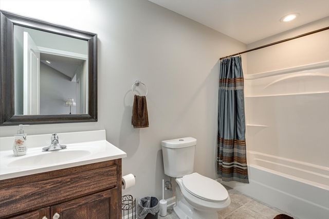 106 Wilder Chapel Rd, Decherd, TN 37324