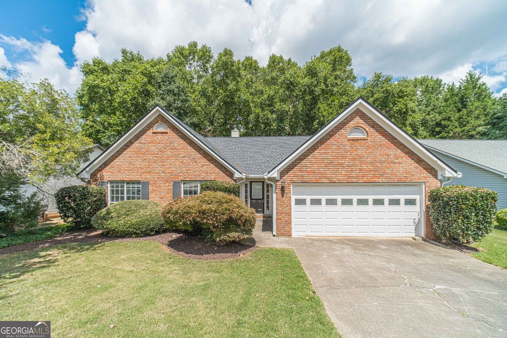 670 Paris Drive, Lawrenceville, GA 30043