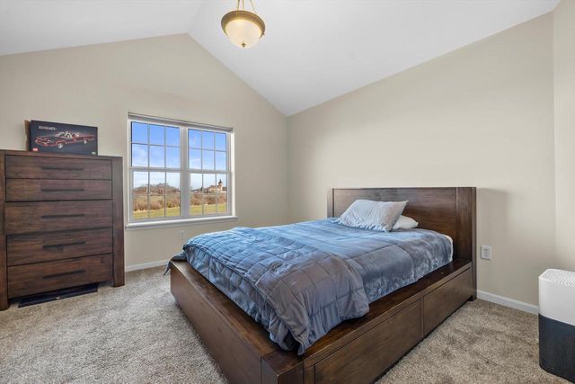 6227 Alex Turn, Caledonia, WI 53108
