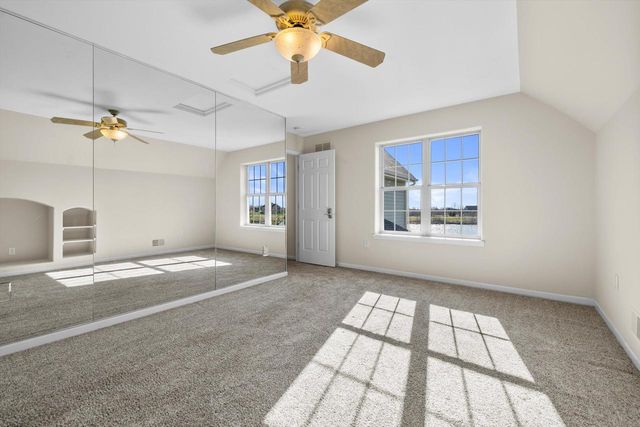 6227 Alex Turn, Caledonia, WI 53108