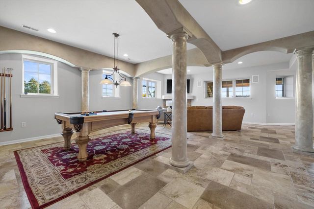 6227 Alex Turn, Caledonia, WI 53108