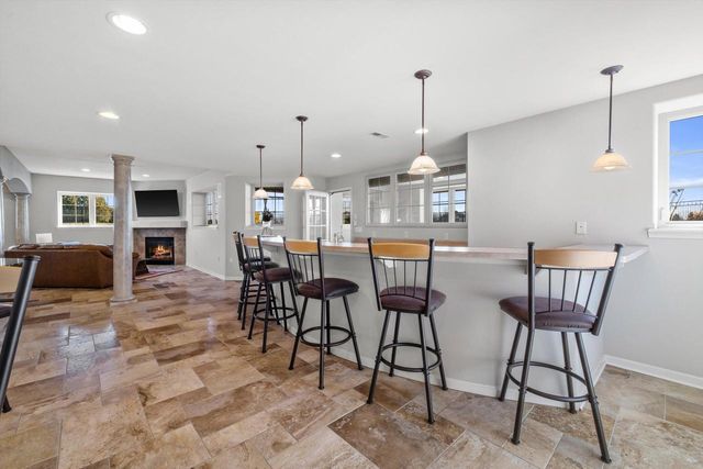 6227 Alex Turn, Caledonia, WI 53108