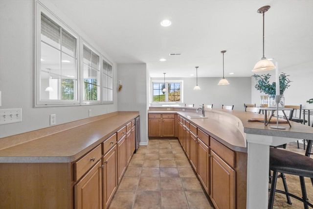 6227 Alex Turn, Caledonia, WI 53108