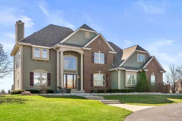 6227 Alex Turn, Caledonia, WI 53108