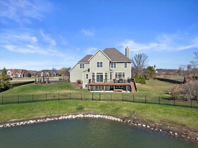 6227 Alex Turn, Caledonia, WI 53108