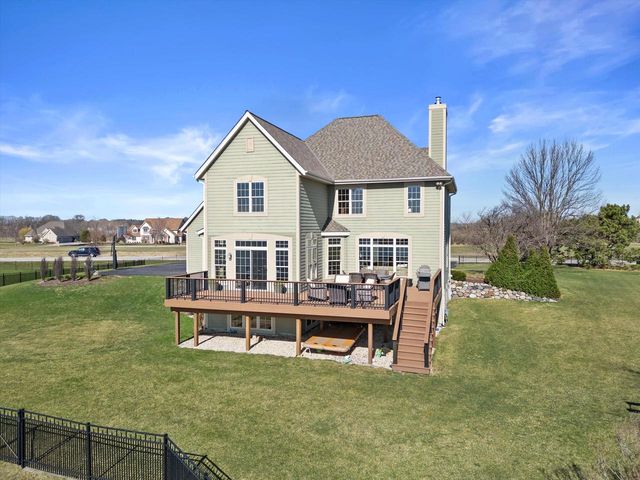 6227 Alex Turn, Caledonia, WI 53108