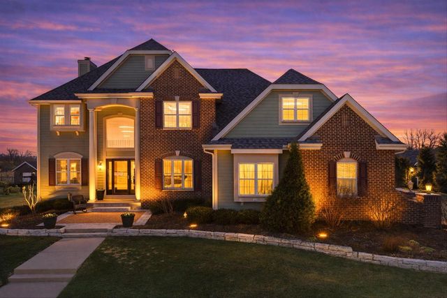 6227 Alex Turn, Caledonia, WI 53108