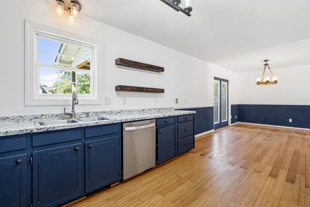 606 Dolphin Drive, Summerville, SC 29485