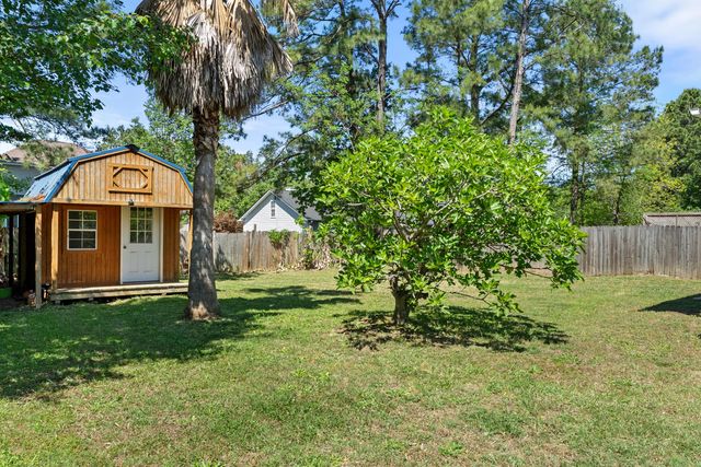 606 Dolphin Drive, Summerville, SC 29485
