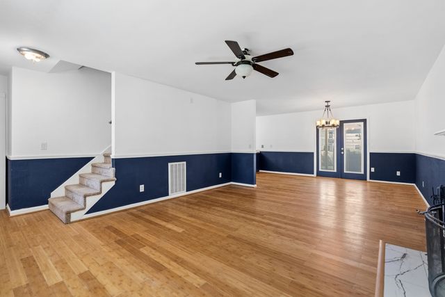606 Dolphin Drive, Summerville, SC 29485