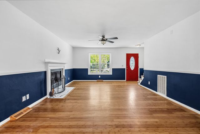 606 Dolphin Drive, Summerville, SC 29485