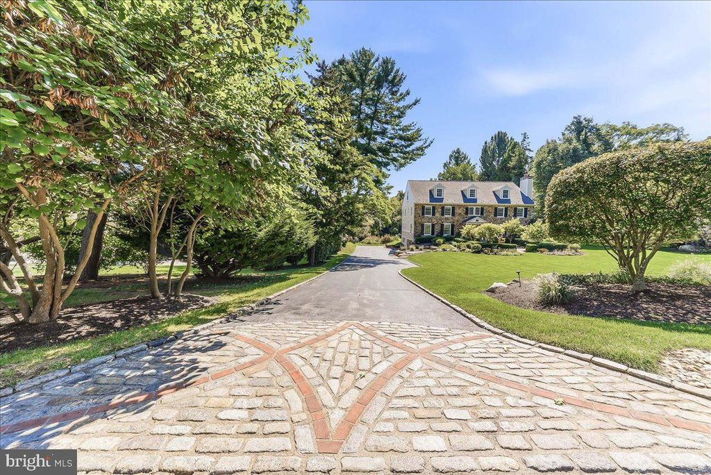 825 HAGYS FORD, Penn Valley, PA 19072 — photo 4