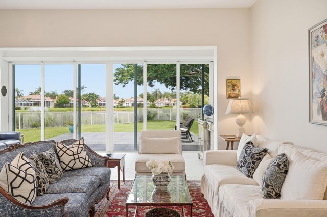 740 Pinehurst Way, Palm Beach Gardens, FL 33418