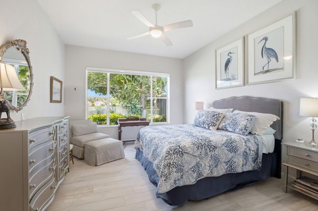 740 Pinehurst Way, Palm Beach Gardens, FL 33418