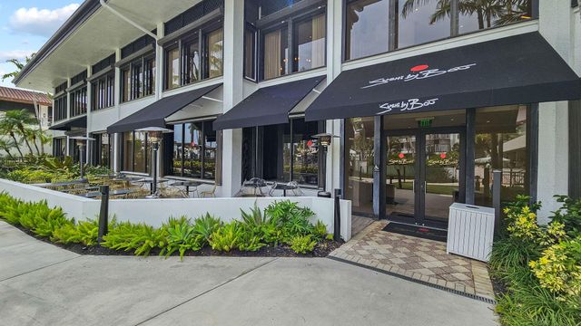 740 Pinehurst Way, Palm Beach Gardens, FL 33418