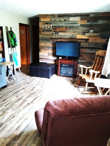 61900 Fairview Road, Barnesville, OH 43713