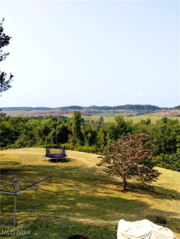 61900 Fairview Road, Barnesville, OH 43713