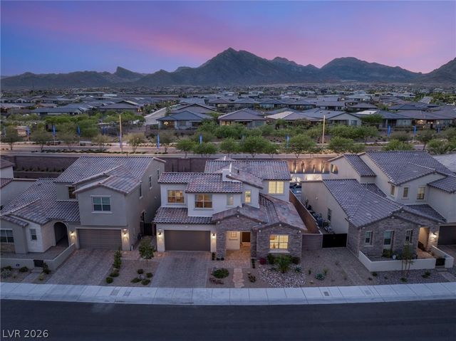 323 Malpaso Street, Las Vegas, NV 89138