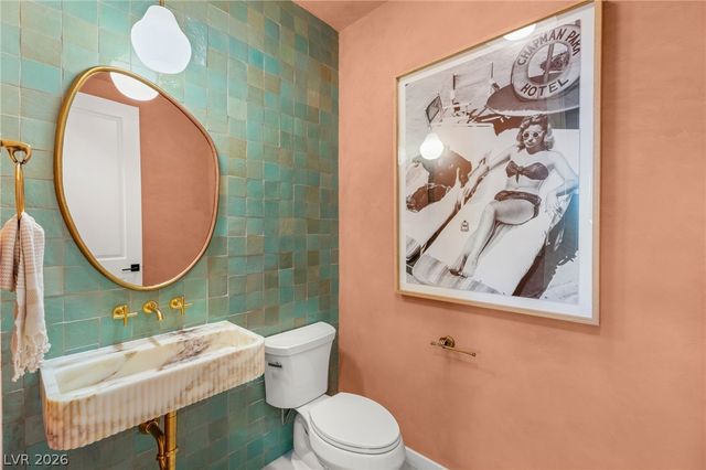 323 Malpaso Street, Las Vegas, NV 89138