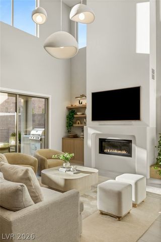 323 Malpaso Street, Las Vegas, NV 89138