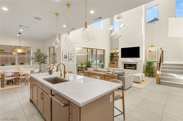 323 Malpaso Street, Las Vegas, NV 89138