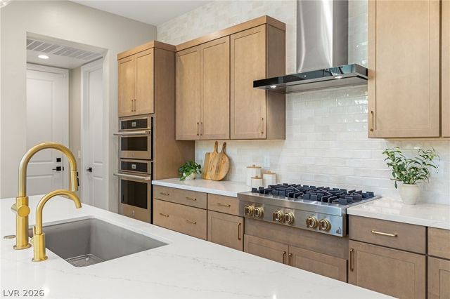 323 Malpaso Street, Las Vegas, NV 89138