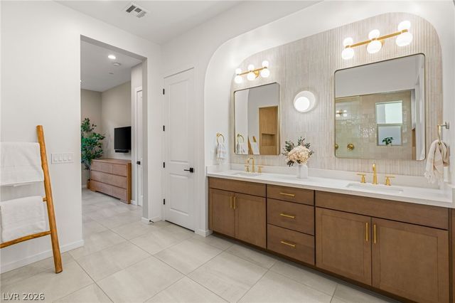 323 Malpaso Street, Las Vegas, NV 89138