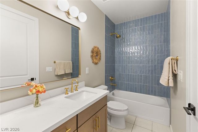 323 Malpaso Street, Las Vegas, NV 89138