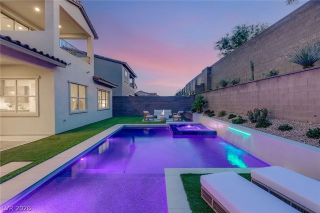 323 Malpaso Street, Las Vegas, NV 89138