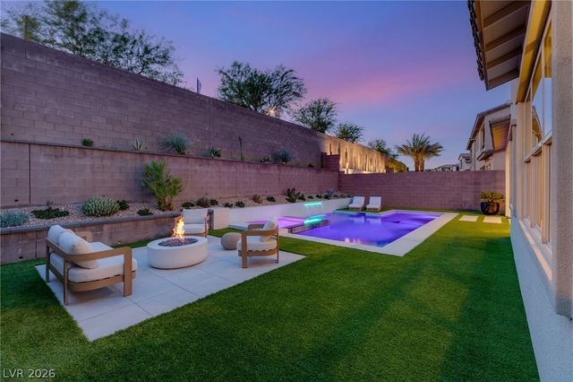 323 Malpaso Street, Las Vegas, NV 89138