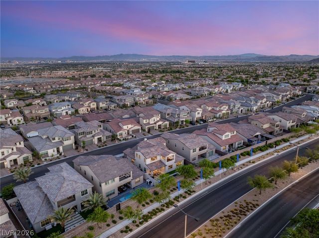 323 Malpaso Street, Las Vegas, NV 89138