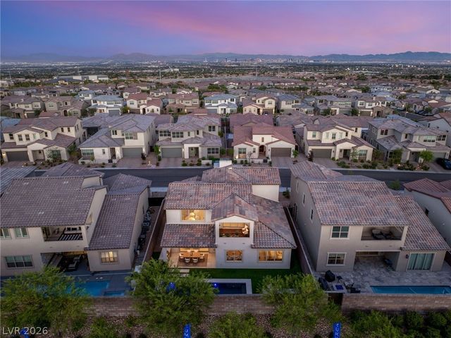 323 Malpaso Street, Las Vegas, NV 89138