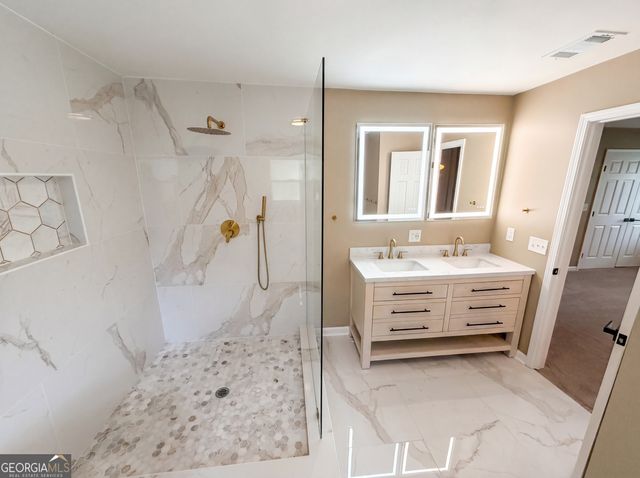 1772 Huntingford Drive, Marietta, GA 30068