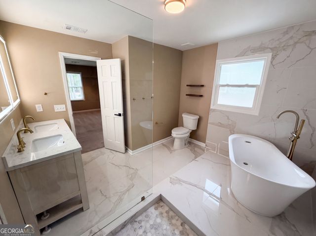 1772 Huntingford Drive, Marietta, GA 30068