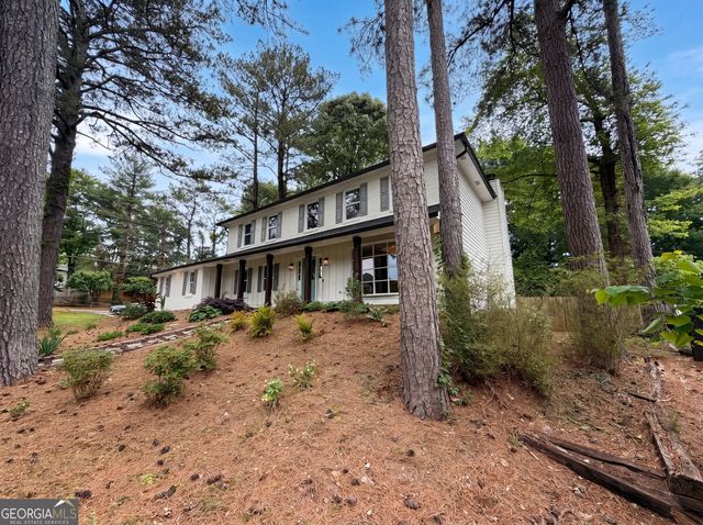 1772 Huntingford Drive, Marietta, GA 30068