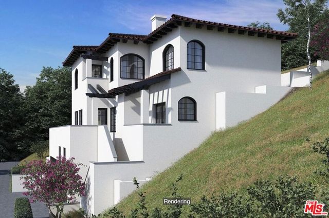 4011 N Glenalbyn Drive, Los Angeles, CA 90065