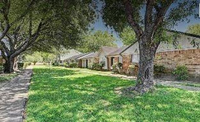 1189 Lyric Ln Lane 109, Pasadena, TX 77503