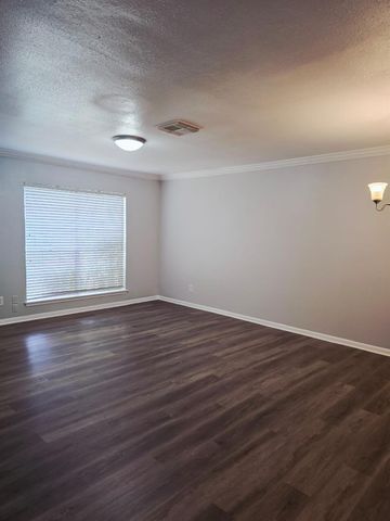 1189 Lyric Ln Lane 109, Pasadena, TX 77503