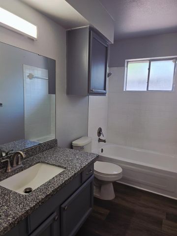 1189 Lyric Ln Lane 109, Pasadena, TX 77503