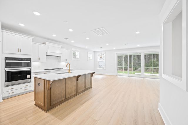 709 Twinflower Lane, Summerville, SC 29486